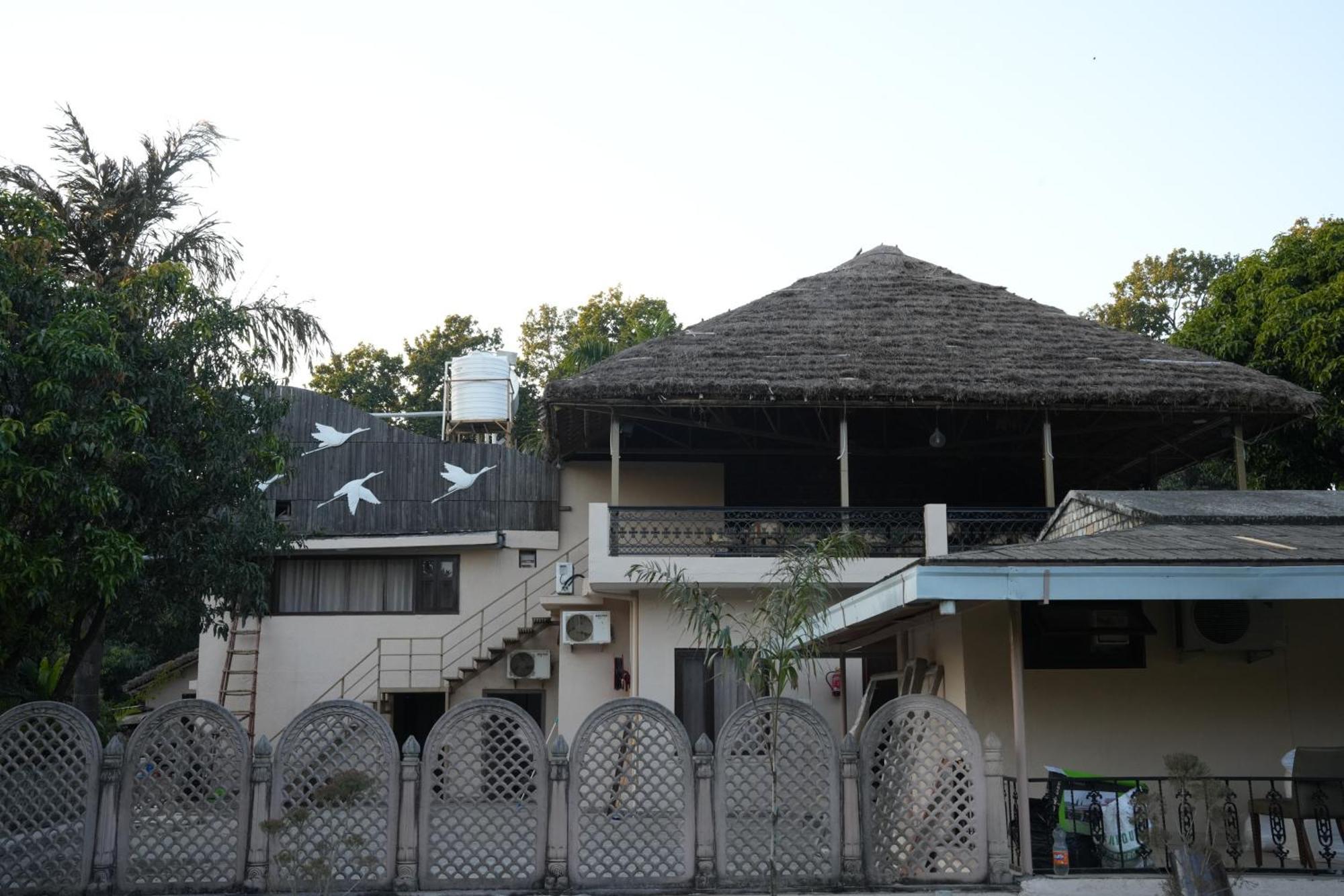 3Acres Resorts Дехрадун Экстерьер фото